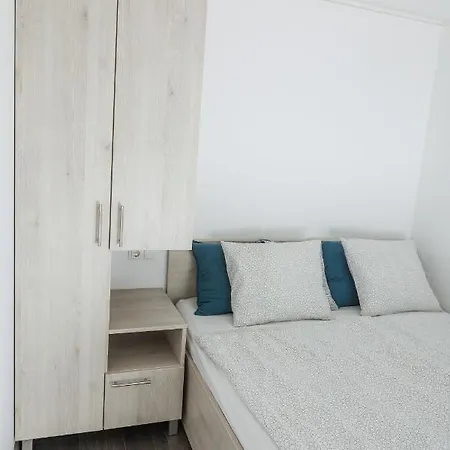 Apartment Aranyos Hillside