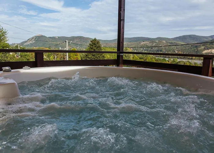 Aranyos Hillside Apartman *