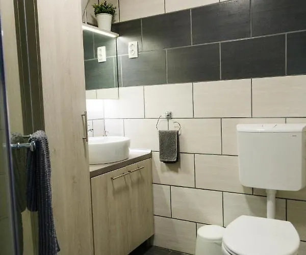 Apartman Aranyos Hillside *