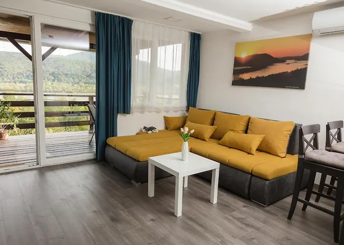 Apartman Aranyos Hillside *